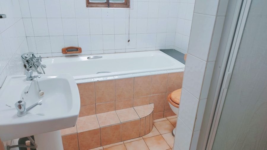 2 Bedroom Property for Sale in Navalsig Free State